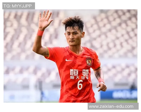 廖力生精彩任意球破门助力球队逆转胜利展现超凡技术与冷静决策