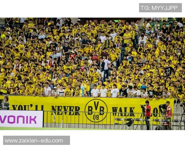 拜仁大胜多特蒙德,德甲联赛重启迎来胜利开门红 拜仁大胜多特蒙德,德甲联赛重启迎来胜利开门红