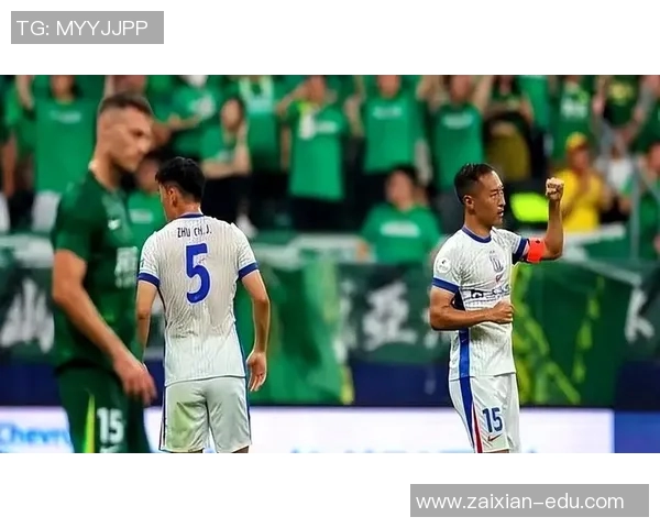 国安客场战平大连人，中超榜首之争仍未定夺