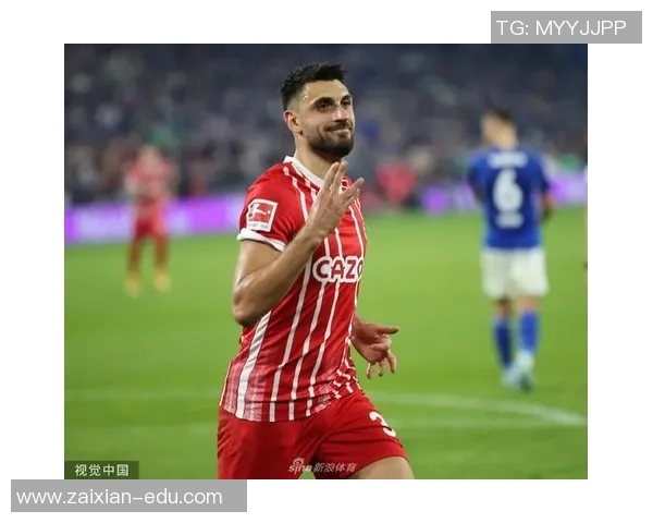 沙尔克04凭借顽强表现，逼平弗赖堡，守住不败金身！